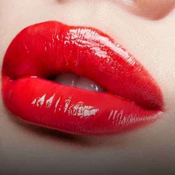 Flash Me | Shot of Colour Lip Oil | Mac Cosmetics | Brand New in Box | Authentic - Picture 2 of 13
